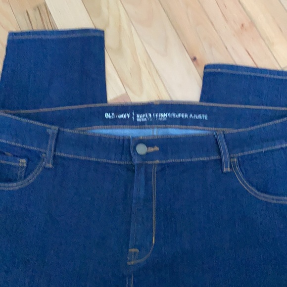 Old Navy Women’s Jeans - Picture 5 of 8
